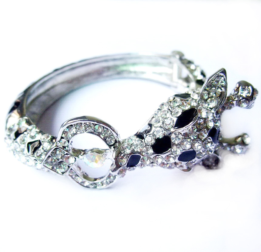 Casted Deer Shaped Bangle - Manufacturer Chinafactory.com