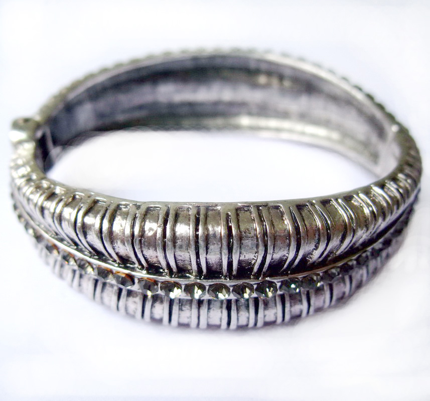 Casted Metal Bangle - Manufacturer Supplier Chinafactory.com