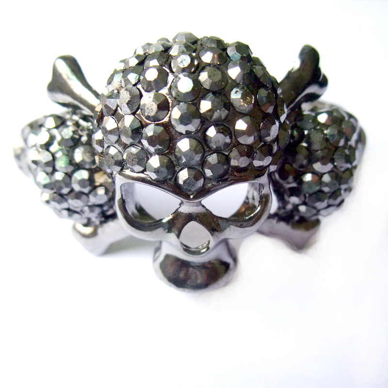 Casted Skull/Gunmetal Crystal Bangle- Supplier Chinafactory.com