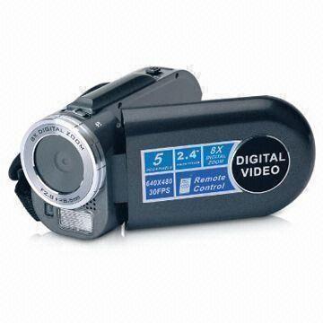 Digital Video Camera with 2.4-inch TFT LCD Display