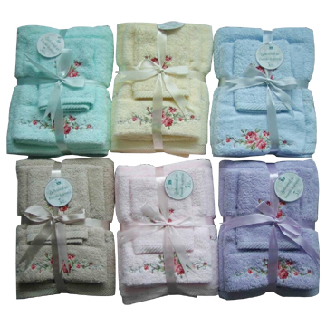 Towel Pack Tied with Ribbon and Embroidery