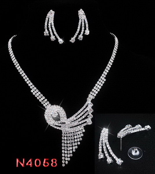 Upmarket Rhinestone Fashion Jewelry Set-Chinafactory.com