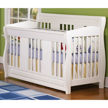White Color Baby Crib, Made of Pine Wood