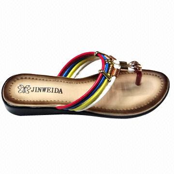 Women's flip-flops with PU upper and PVC outsole