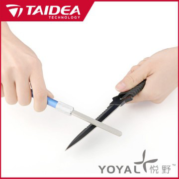 outdoor knife sharpener for hunting knife